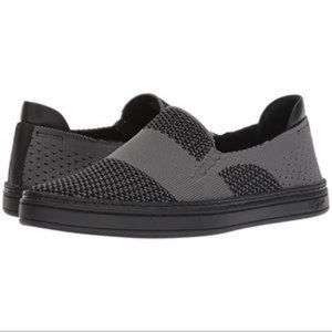 ugg willows chevron design sneakers